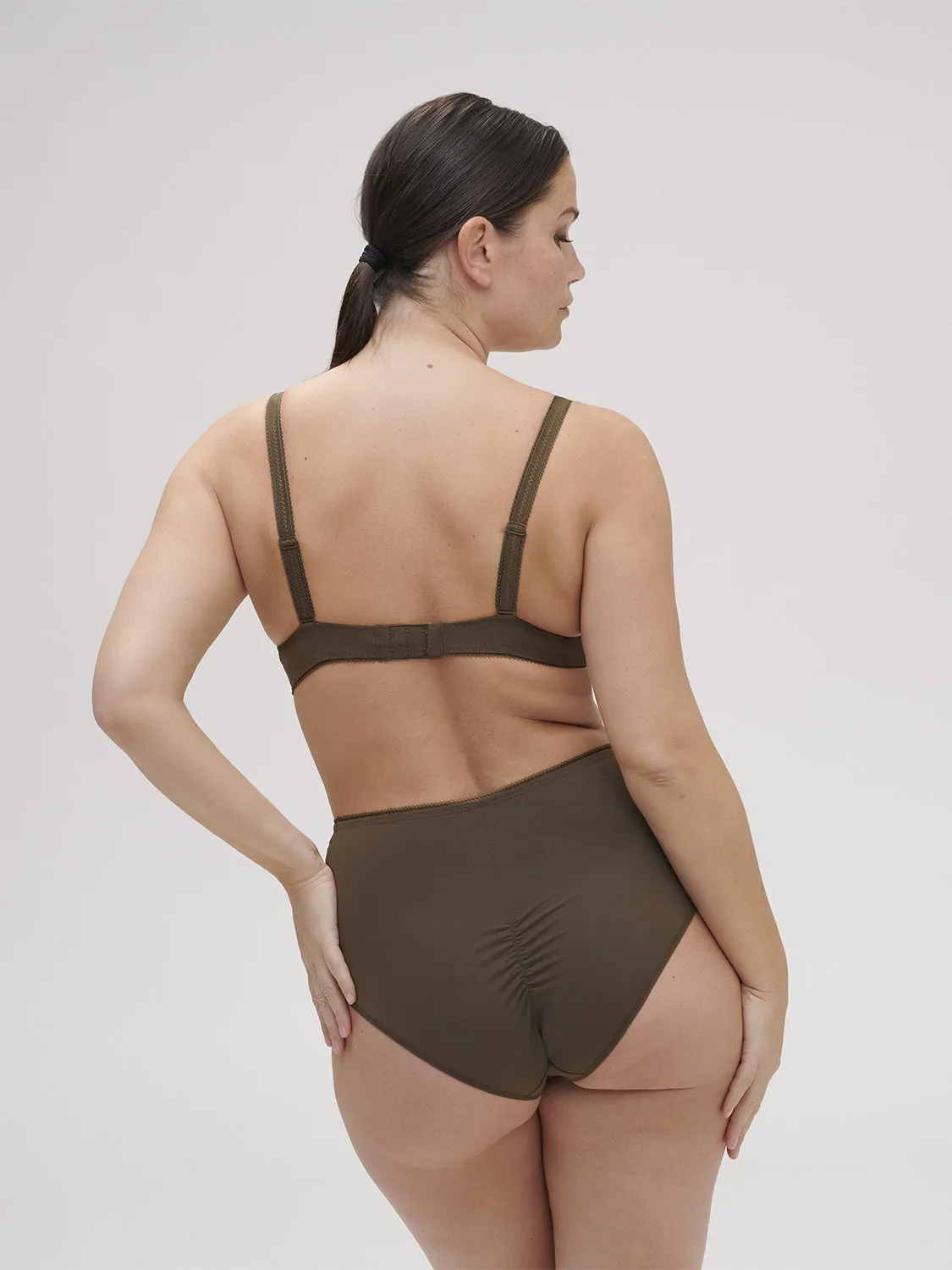 Amazone Sheer Demi - Nomad Green