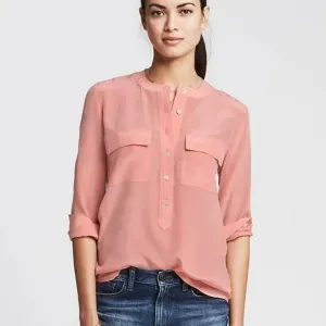 Banana Republic Silk Top / Small