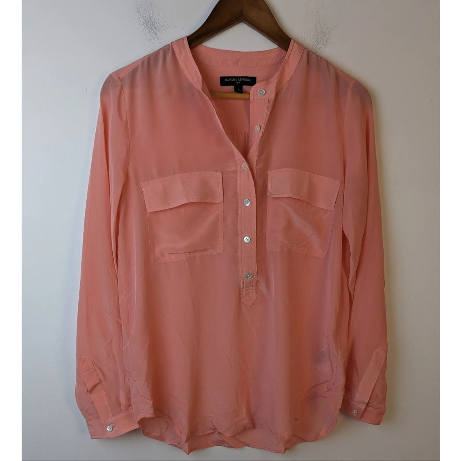 Banana Republic Silk Top / Small