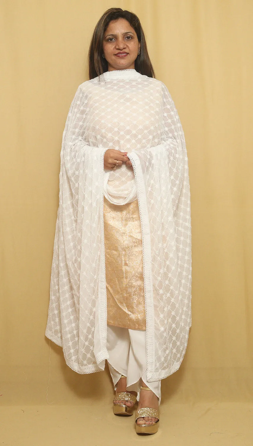 Dyeable Georgette Dupatta: Trendy Embroidery for Fashionistas