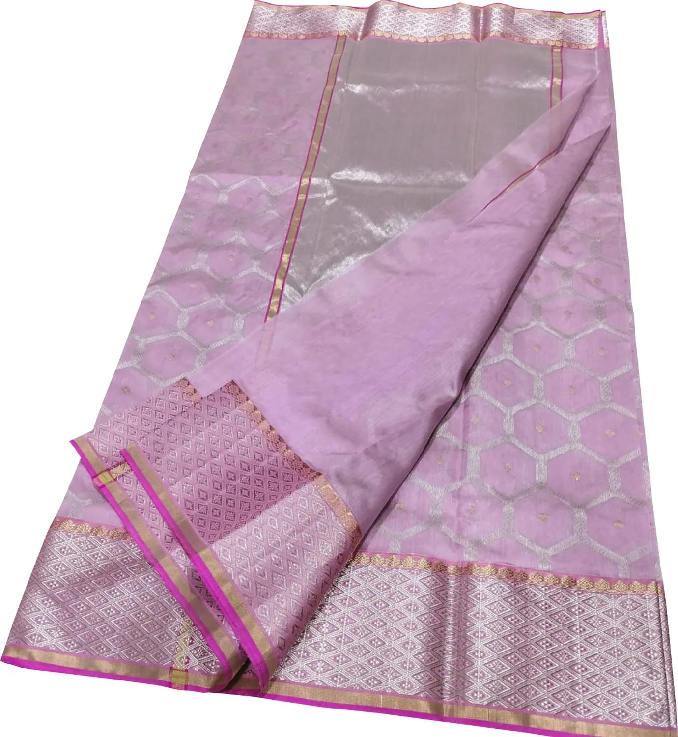 Elegant Pink Chanderi Handloom Pure Silk Saree: A Timeless Classic