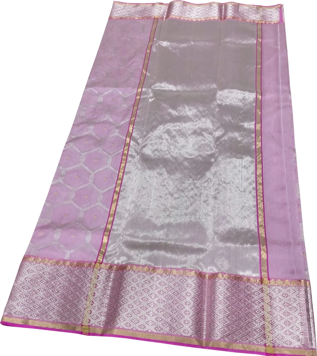 Elegant Pink Chanderi Handloom Pure Silk Saree: A Timeless Classic